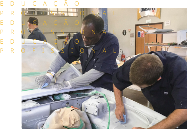 EDUCAÇÃO <br> PROFISSIONAL